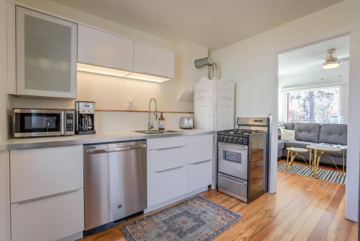 Vintage Tiny House CUTE 1BDRM Big Appeal Villa Colorado Springs Eksteriør billede