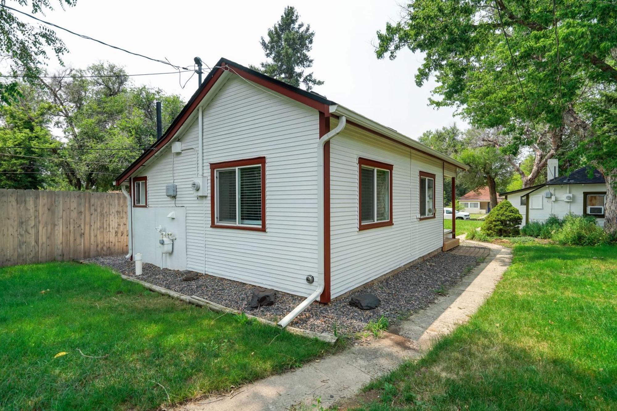 Vintage Tiny House CUTE 1BDRM Big Appeal Villa Colorado Springs Eksteriør billede