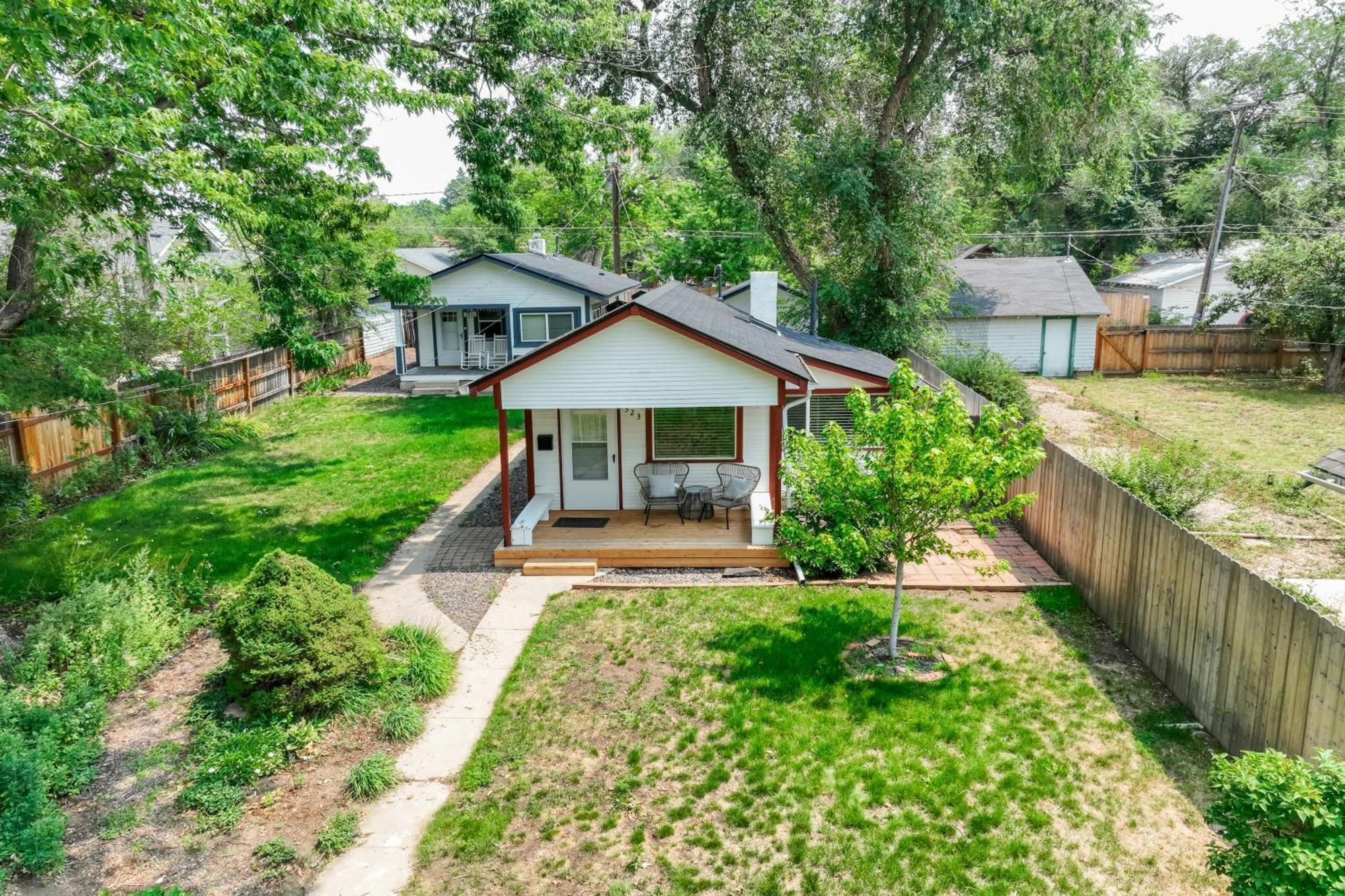 Vintage Tiny House CUTE 1BDRM Big Appeal Villa Colorado Springs Eksteriør billede