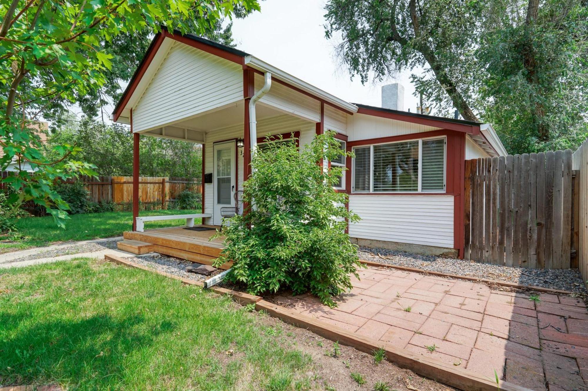 Vintage Tiny House CUTE 1BDRM Big Appeal Villa Colorado Springs Eksteriør billede